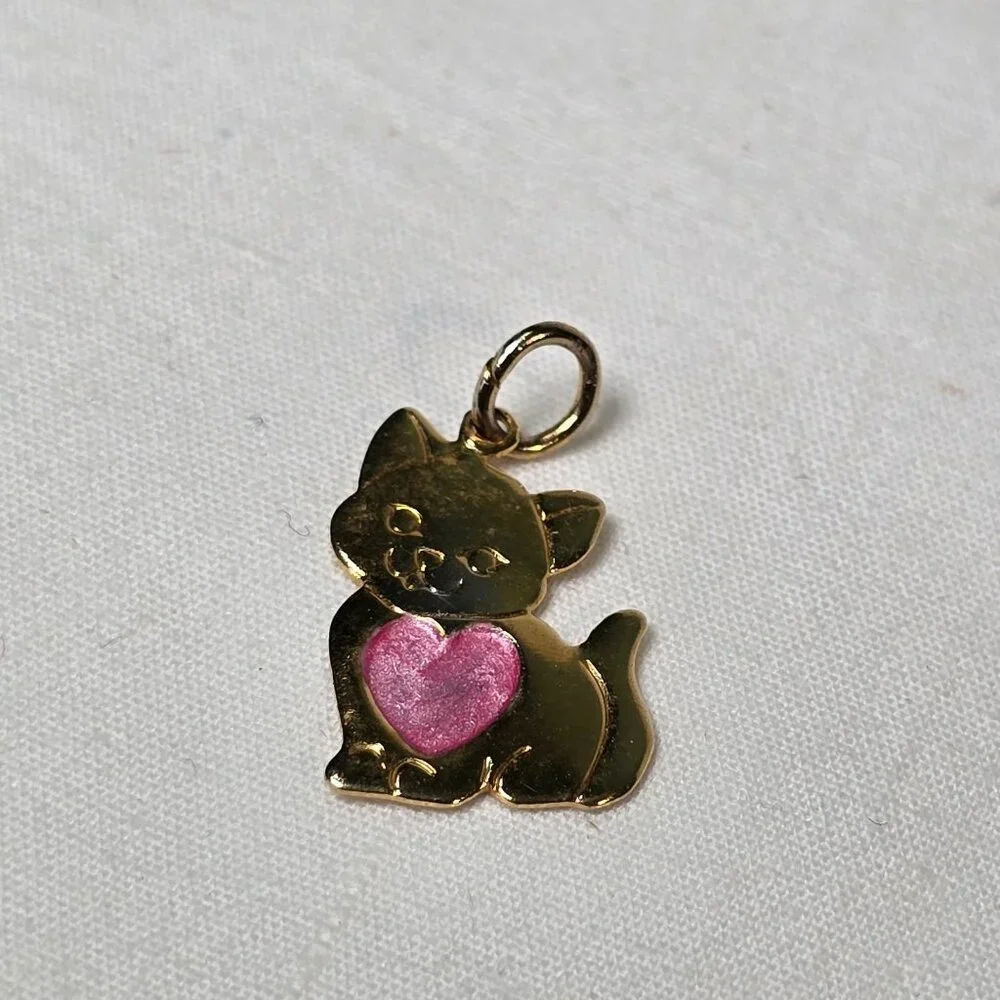 Kitty with Pink Heart Pendant Charm Fashion Jewelry Gold Tone Cat Love Kitten